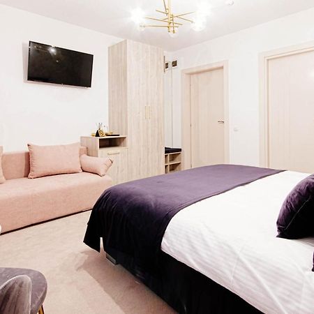 Liane Boutique Hotel Câmpulung Moldovenesc Dış mekan fotoğraf