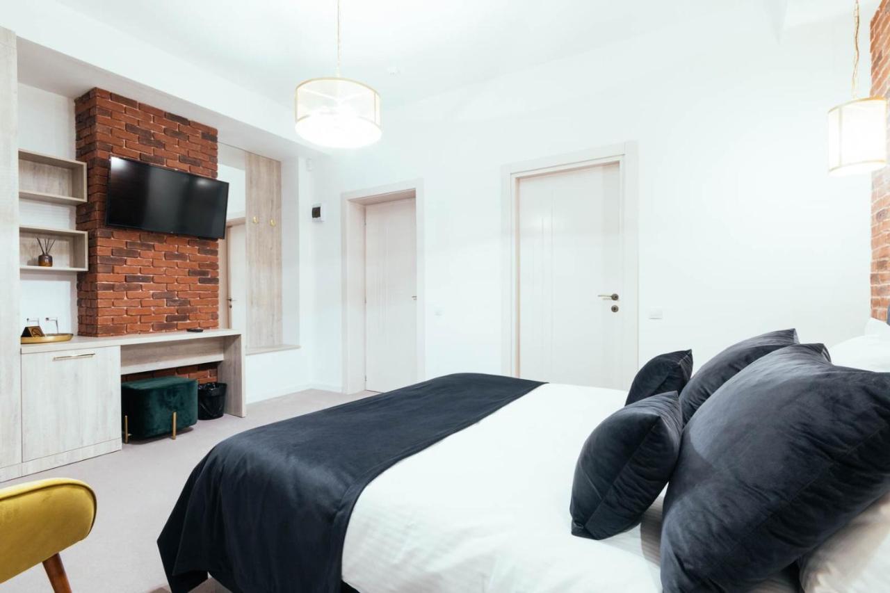 Liane Boutique Hotel Câmpulung Moldovenesc Dış mekan fotoğraf