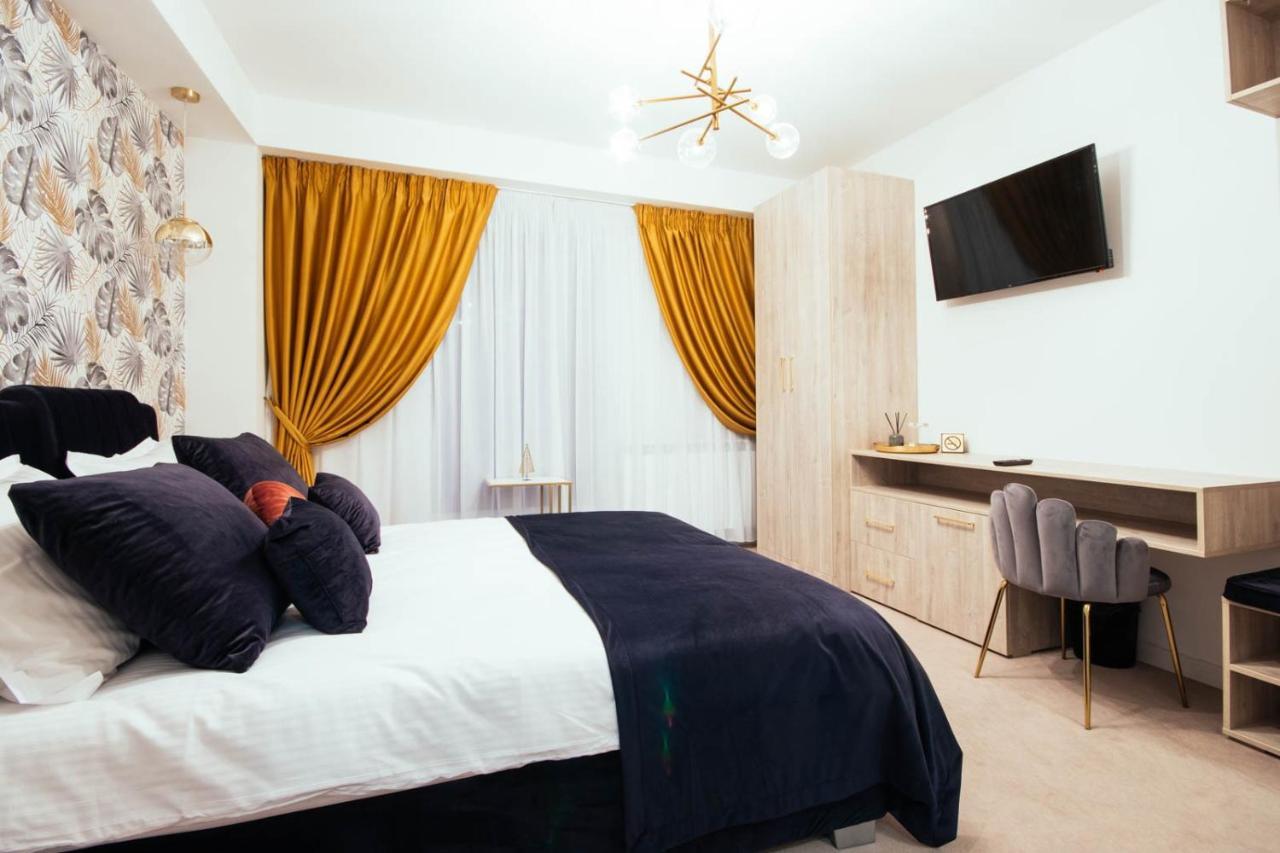 Liane Boutique Hotel Câmpulung Moldovenesc Dış mekan fotoğraf